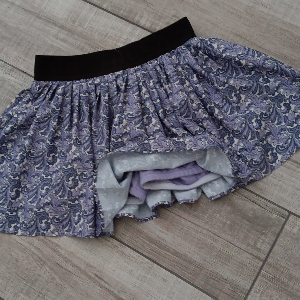 TNUCK (TUCKERNUCK) SKORT..SMALL